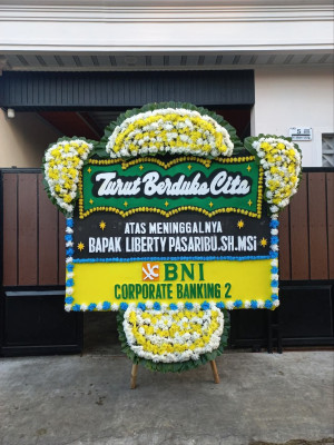 Papan Bunga Duka di Wawombalata